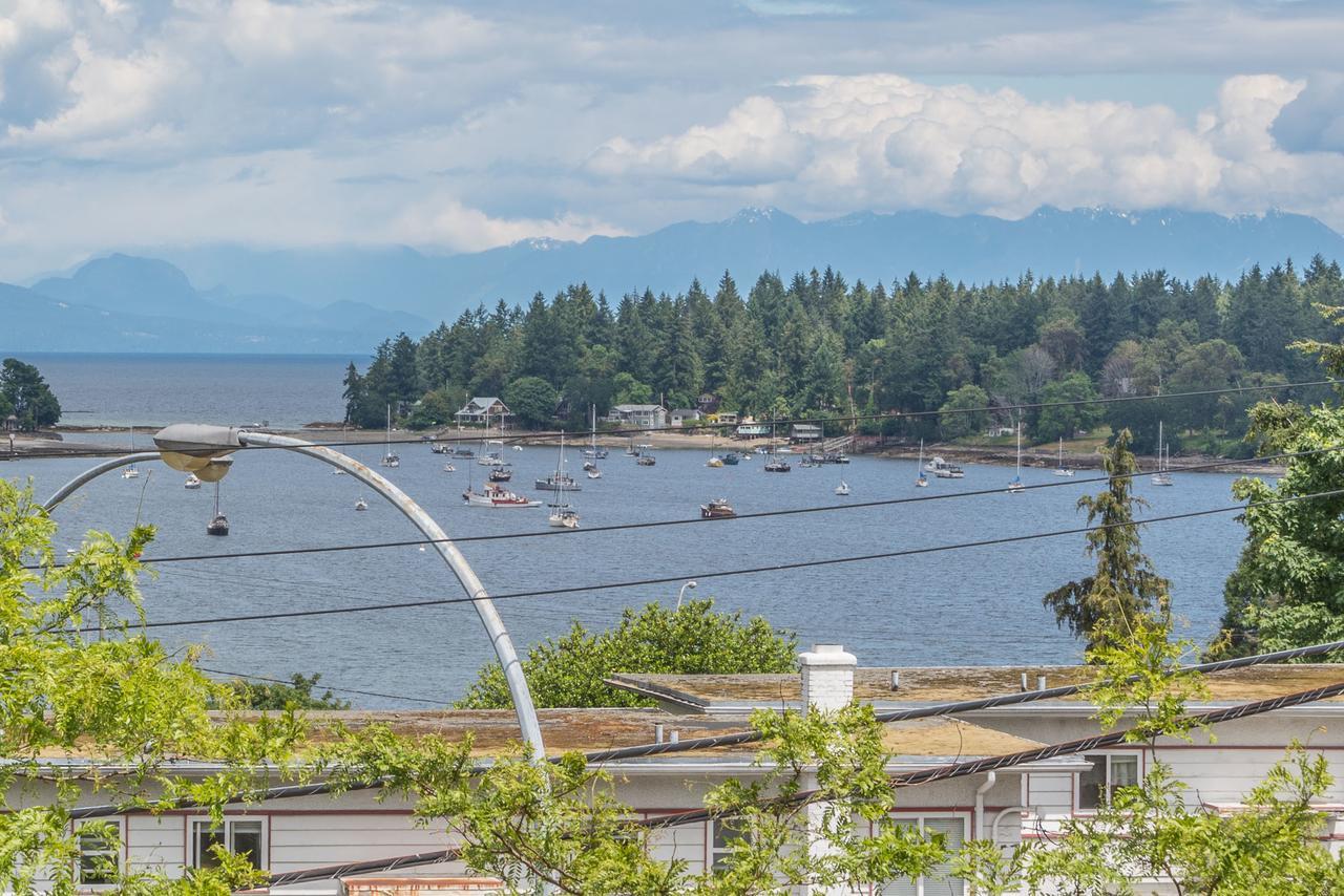 Luxury Penthouse Downtown Nanaimo Apartment ภายนอก รูปภาพ